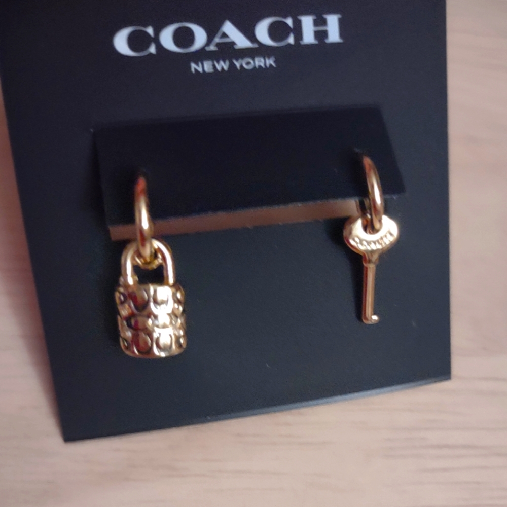 Coach Logo Iconic Lock Key Charm Earrings Y2K Bling